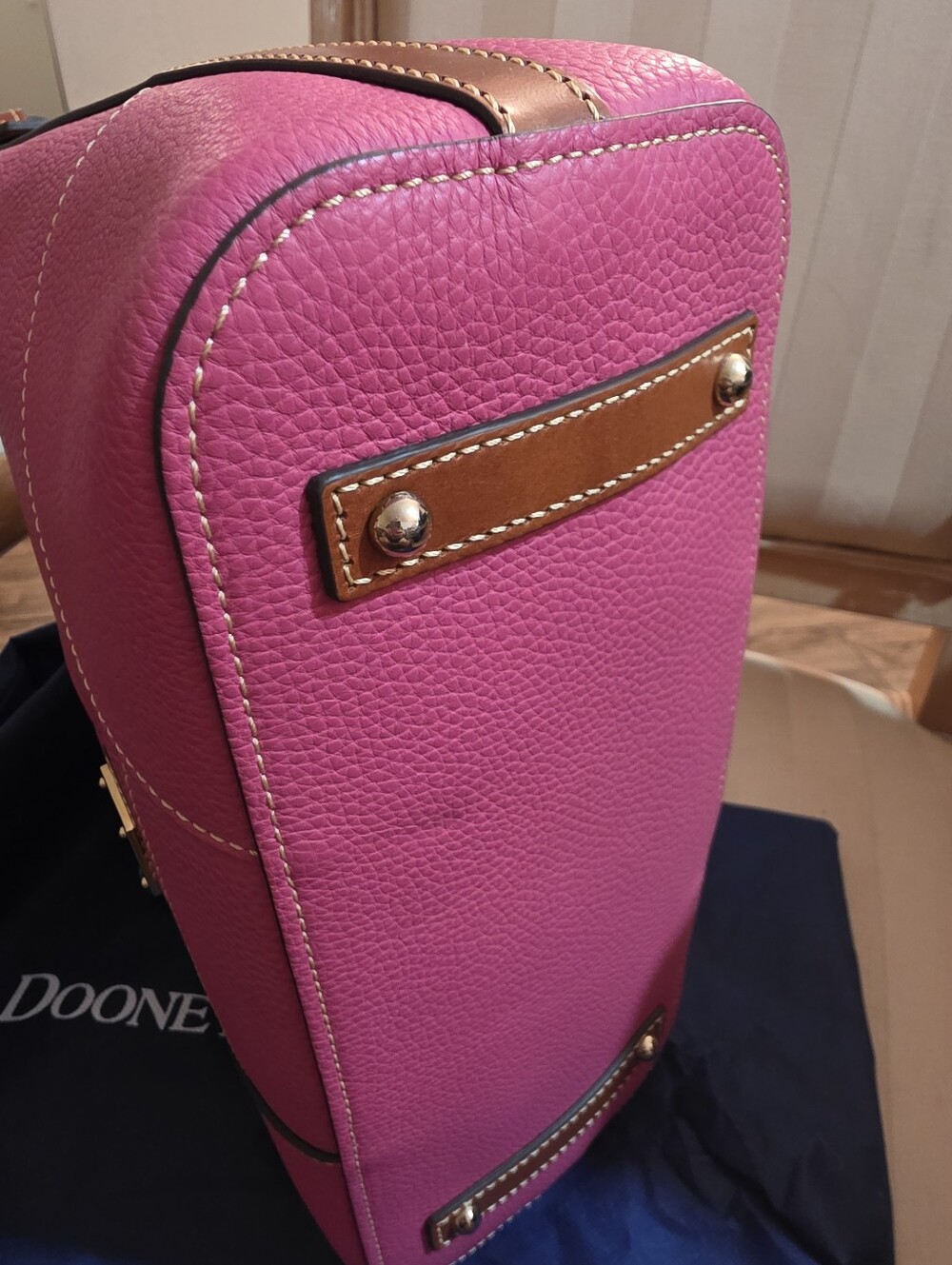 DOONEY AND BOURKE NEW WITH TAGS PURSE AND WALLET WITH MATCHING SCARF & DUST BAG - Picture 7 of 11